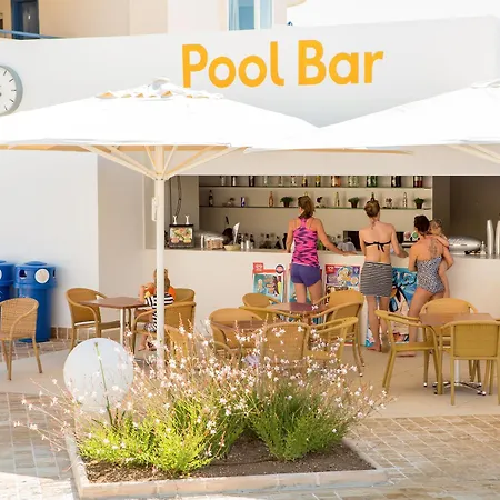 Hotel Hipotels Apartamentos Cala Bona 4*