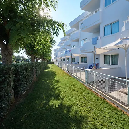 Hotel Hipotels Apartamentos Cala Bona 4*