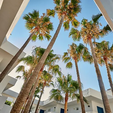 Hipotels Apartamentos Cala Bona Hotel 4*